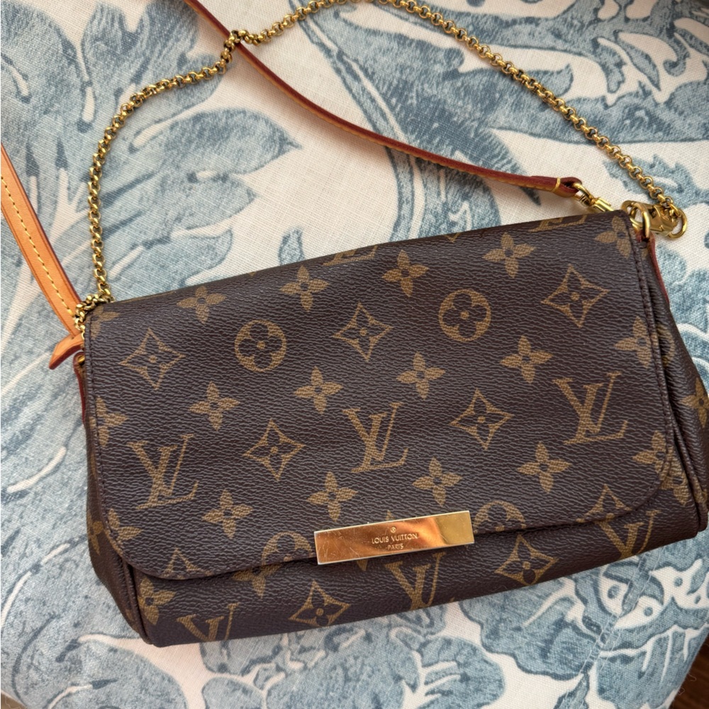 Louis Vuitton Favorite Bag PM Two Way Crossbody Bag